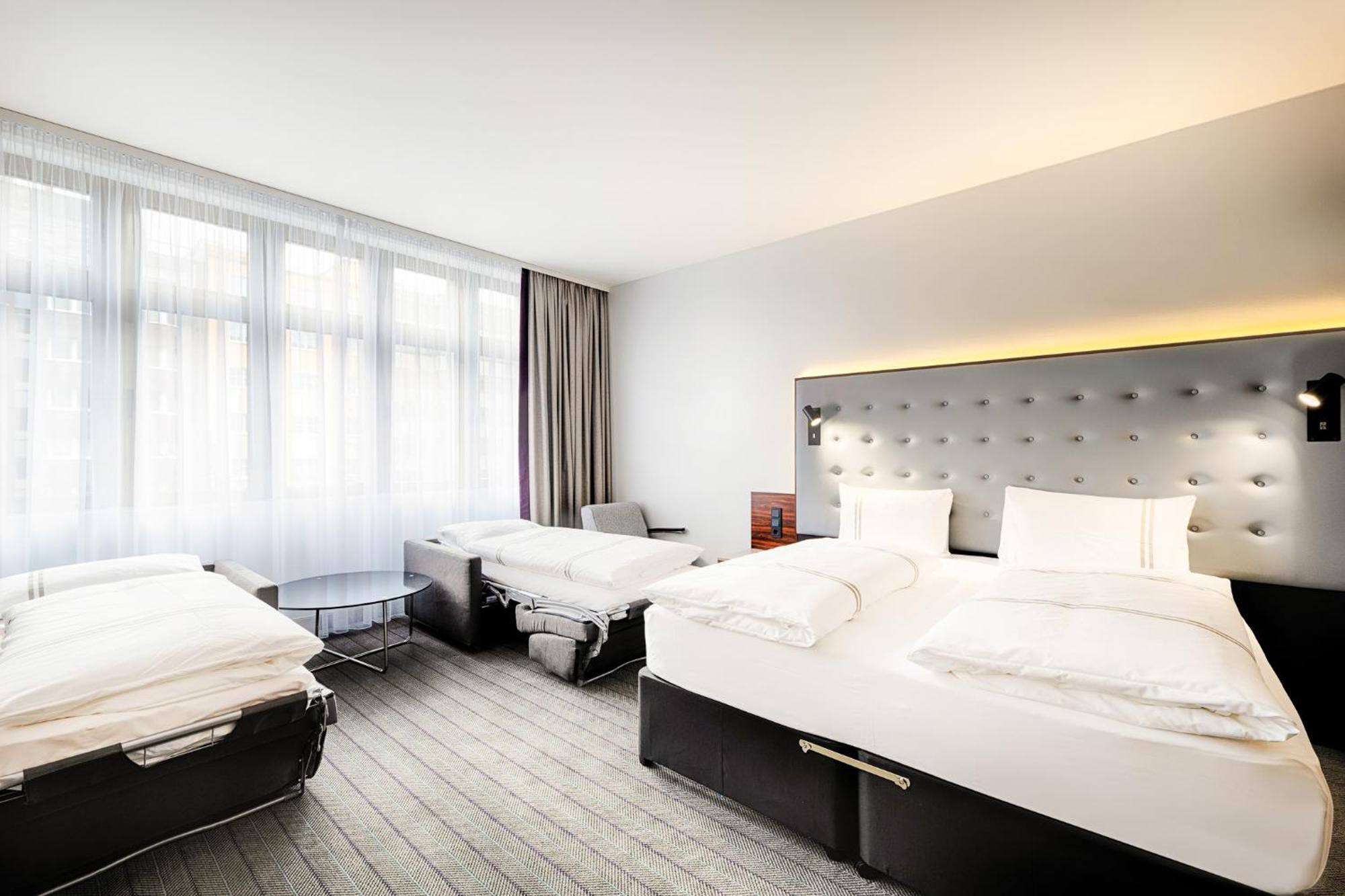 Premier Mediapark Hotel